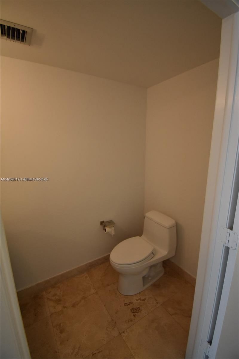 41 SE 5th St, Unit 1506, Miami, FL 33131 Photo
