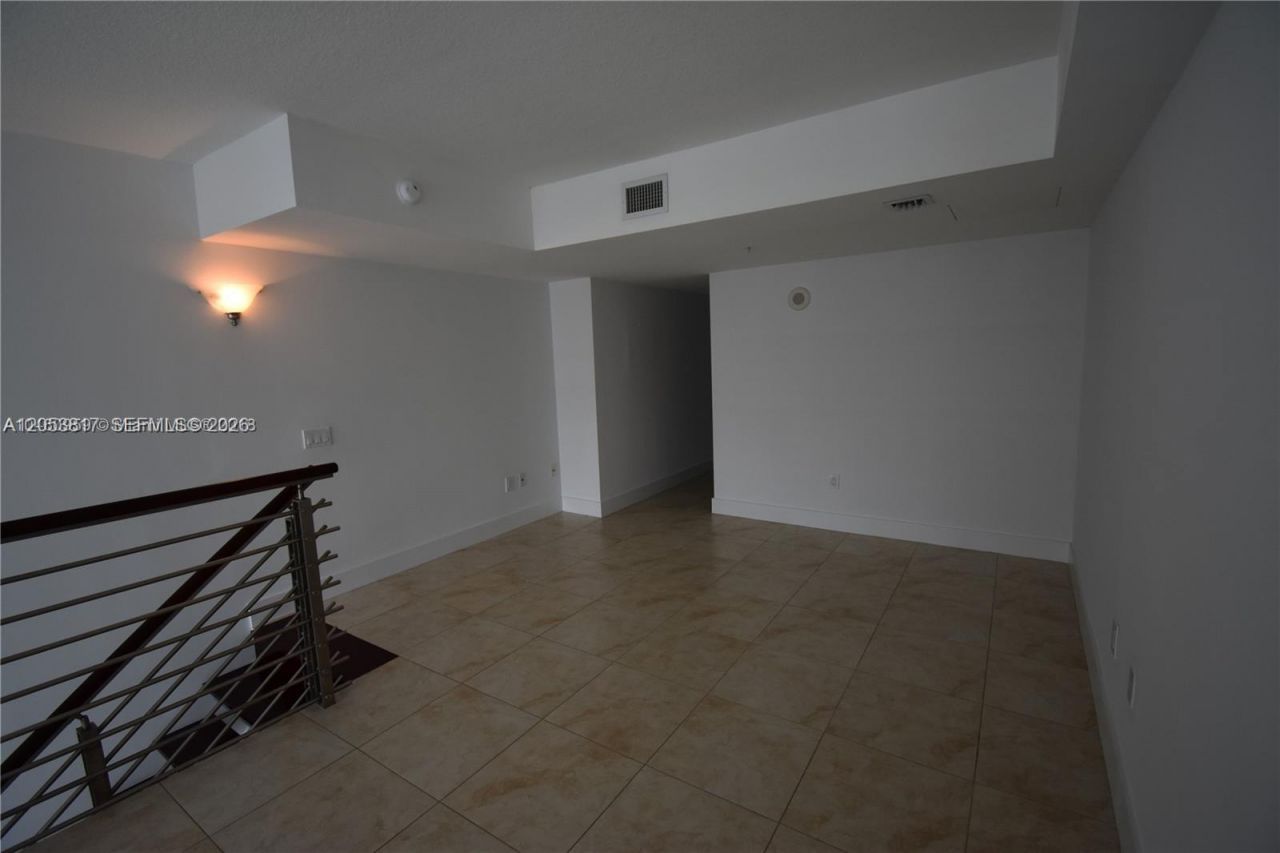 41 SE 5th St, Unit 1506, Miami, FL 33131 Photo