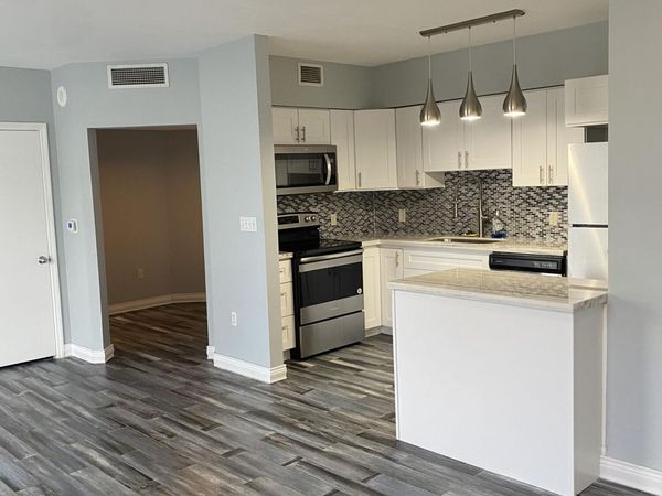 1330 WEST Avenue, Unit 403, Miami Beach, FL 33139