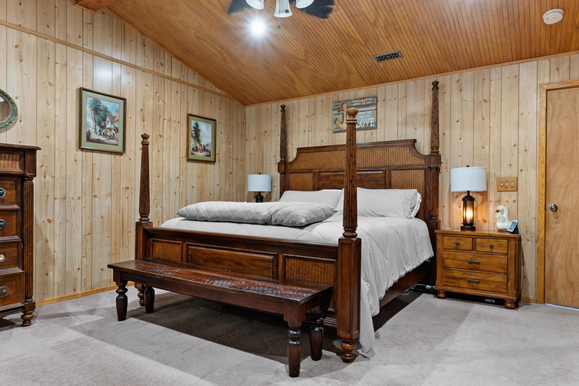 587 Norway Road Photo 15