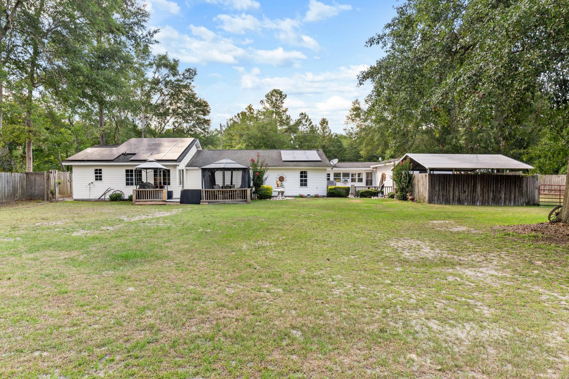 587 Norway Road Photo 26