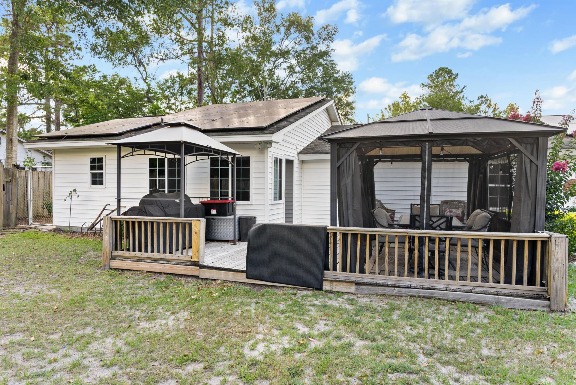 587 Norway Road Photo 27