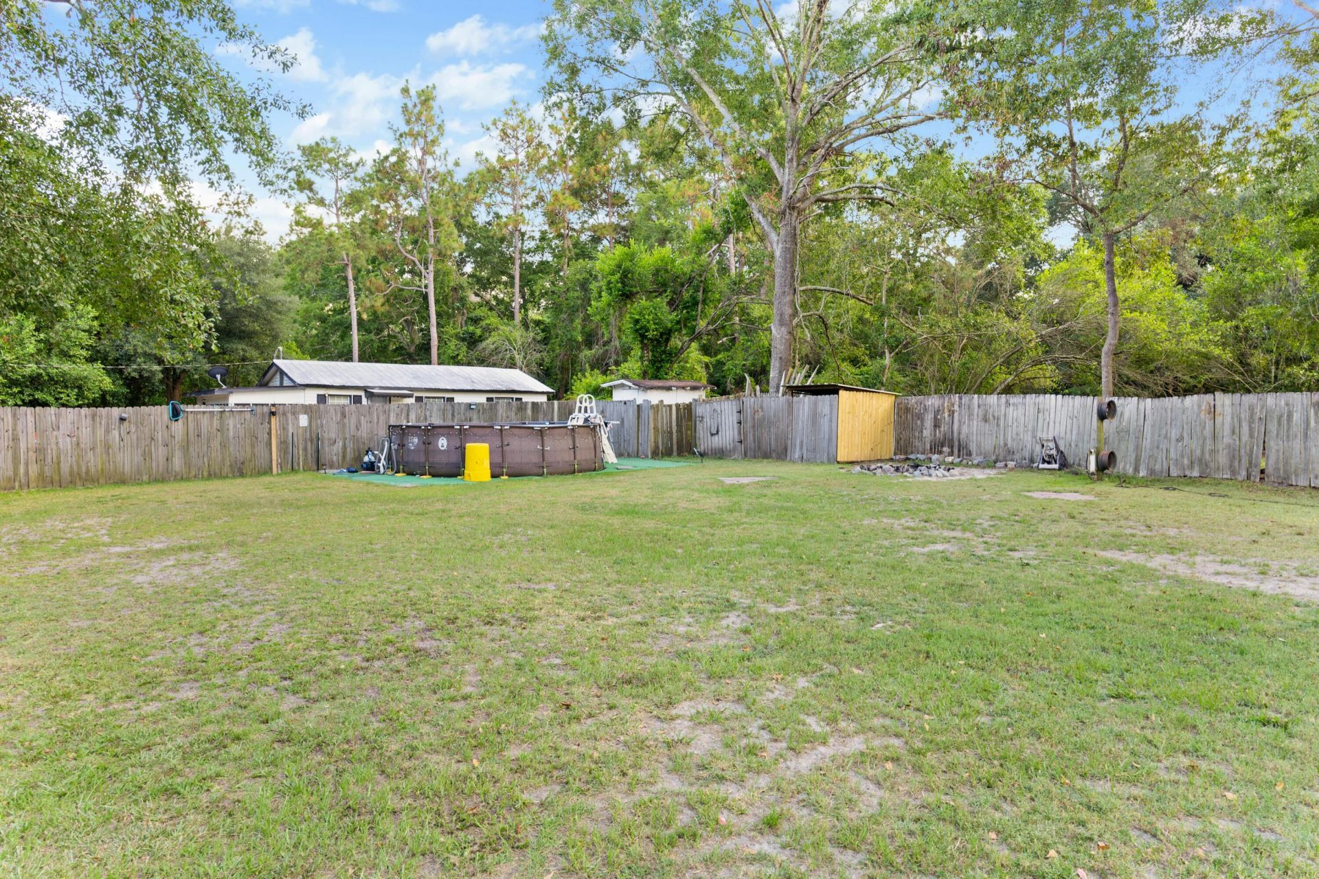 587 Norway Road Photo 30
