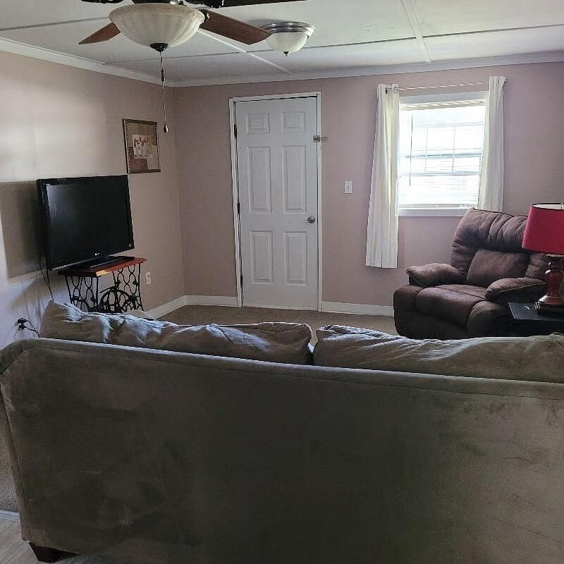587 Norway Road Photo 39