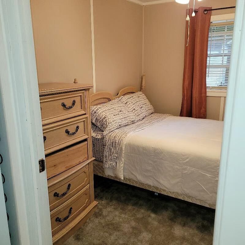 587 Norway Road Photo 42
