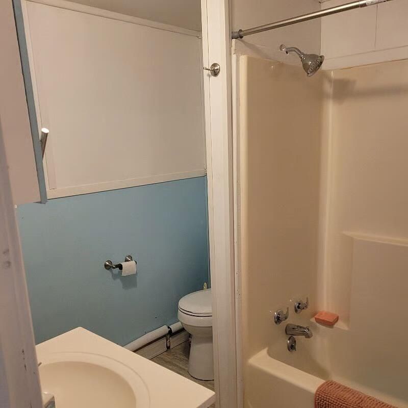 587 Norway Road Photo 45