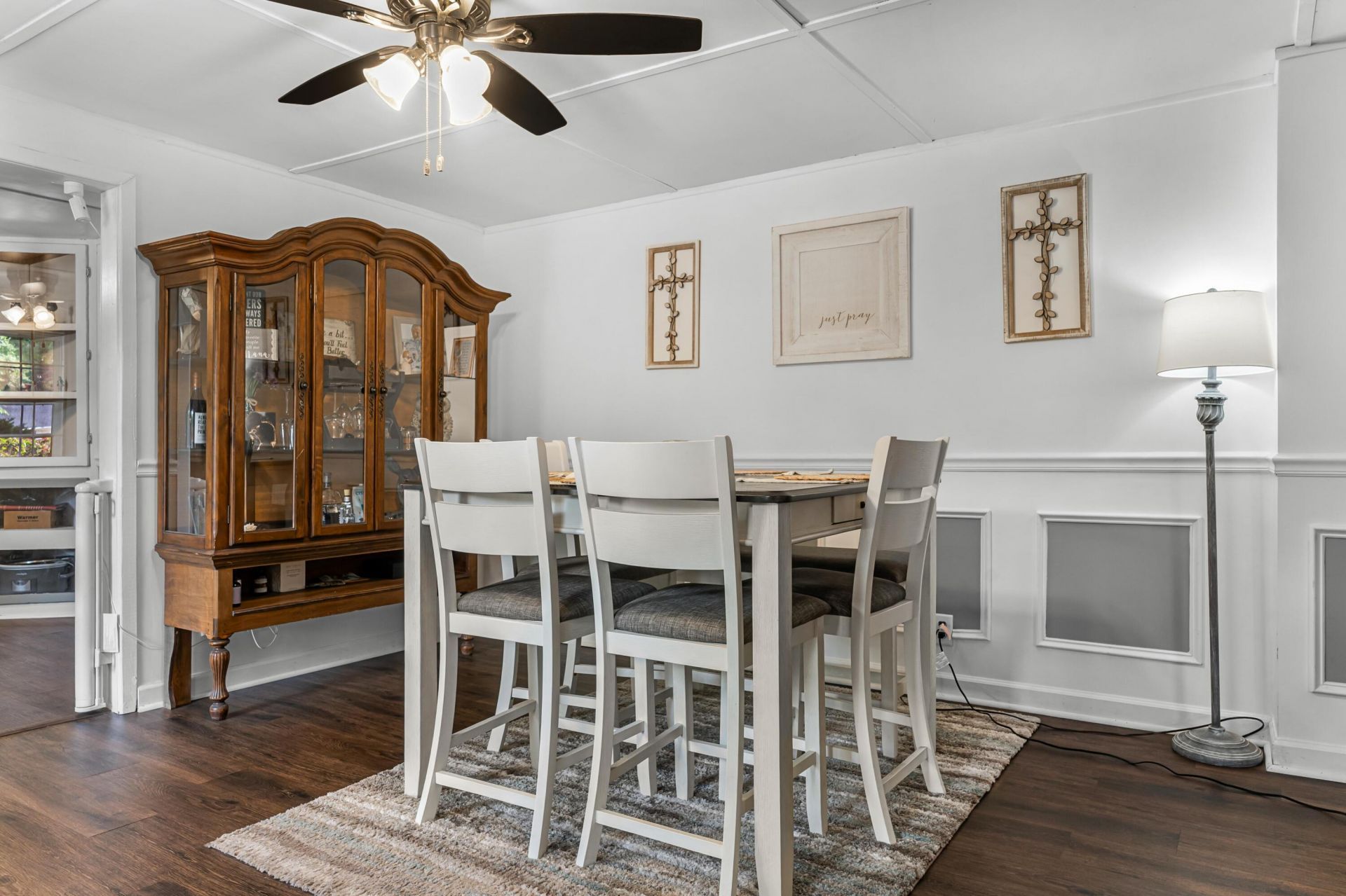 587 Norway Road Photo 7