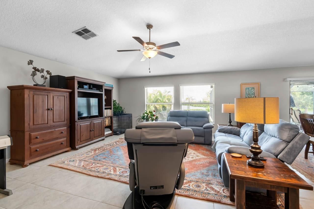 809 Timeless Moss Drive , Ruskin, FL 33570 Photo