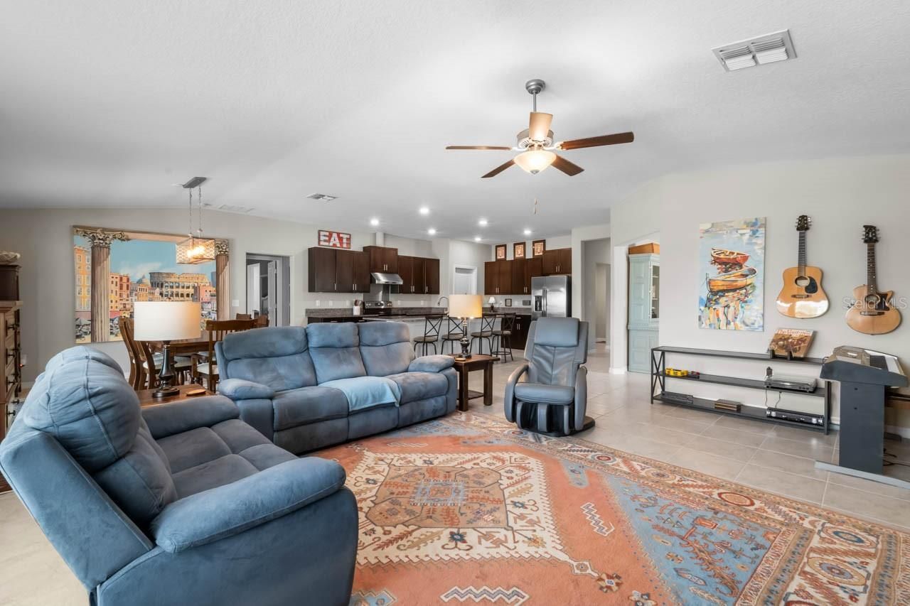 809 Timeless Moss Drive , Ruskin, FL 33570 Photo