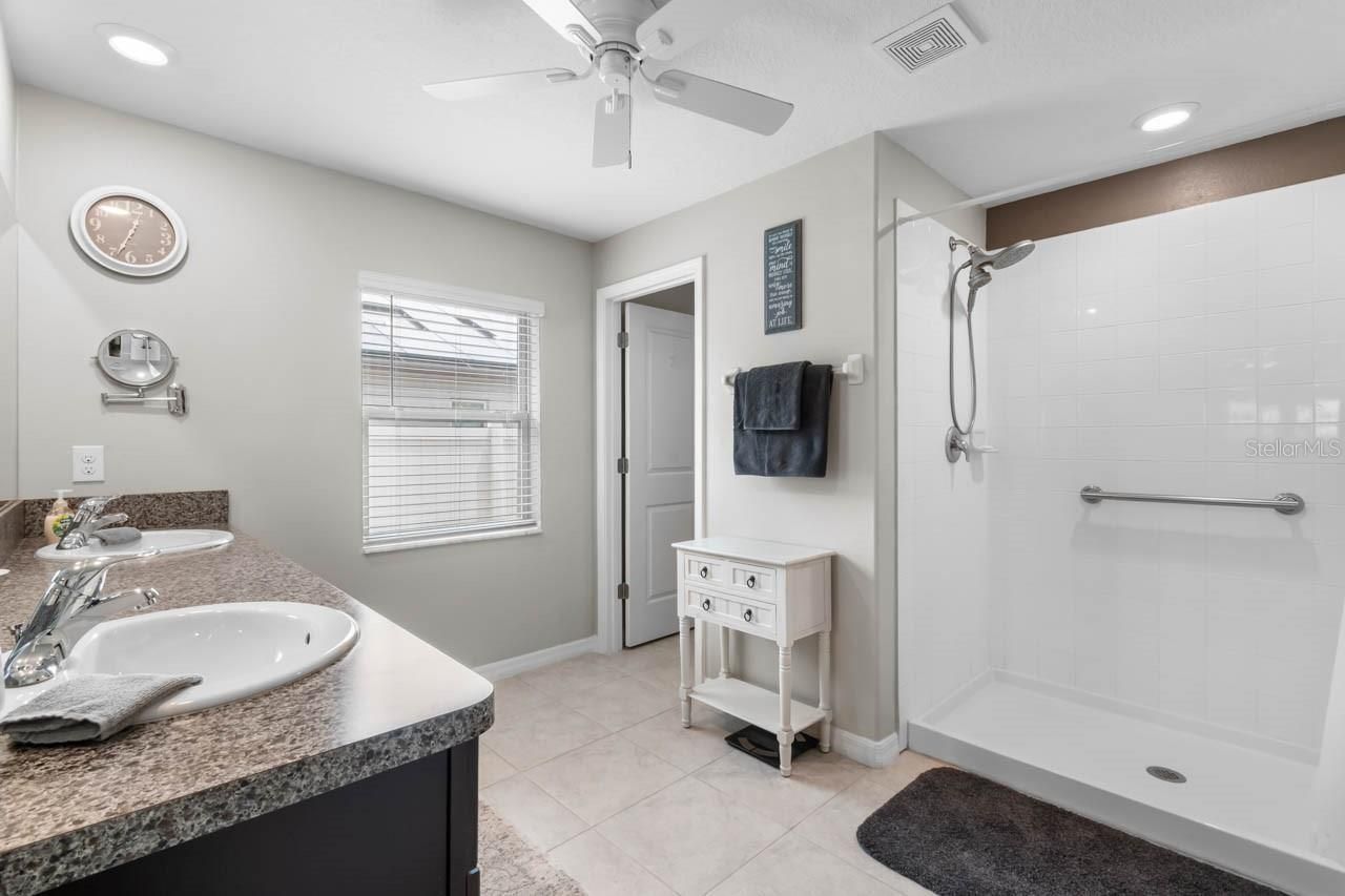809 Timeless Moss Drive , Ruskin, FL 33570 Photo