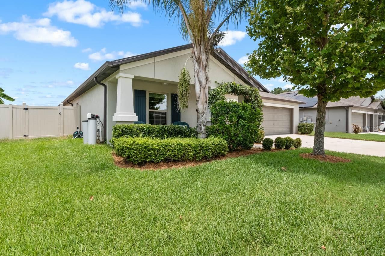 809 Timeless Moss Drive , Ruskin, FL 33570 Photo