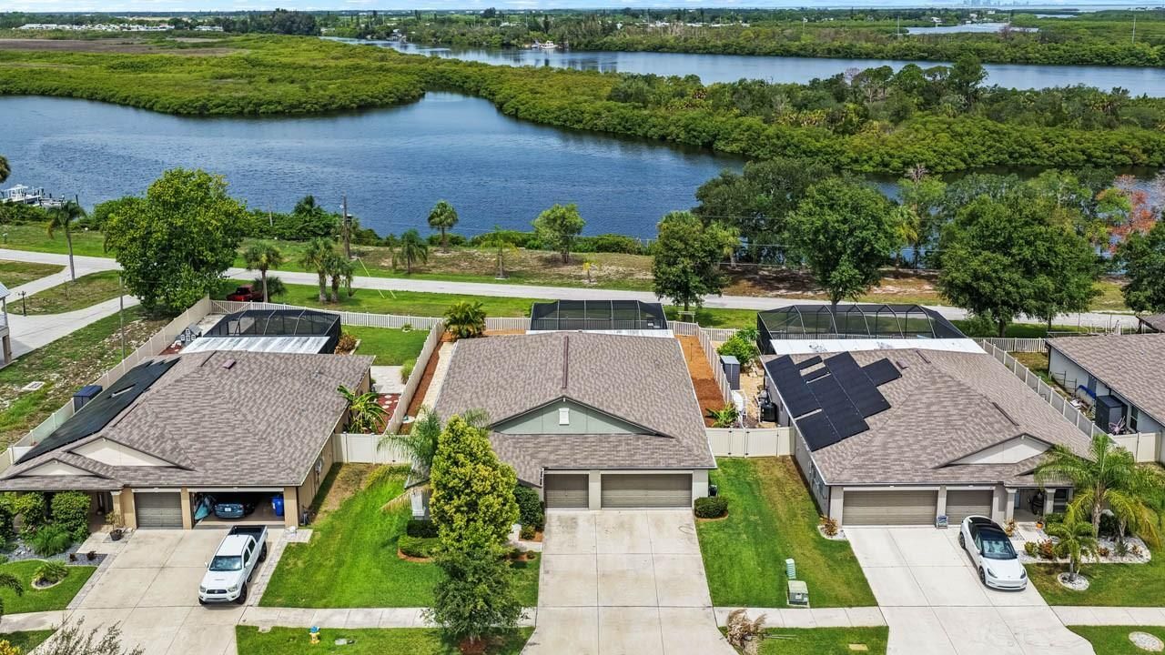 809 Timeless Moss Drive , Ruskin, FL 33570 Photo