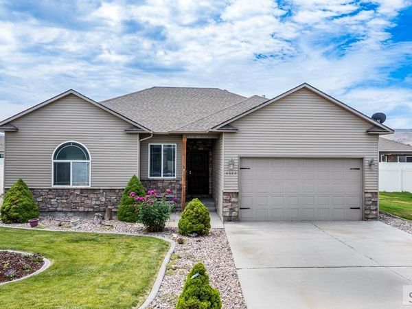 4520 Hershey Loop, CHUBBUCK, ID 83202