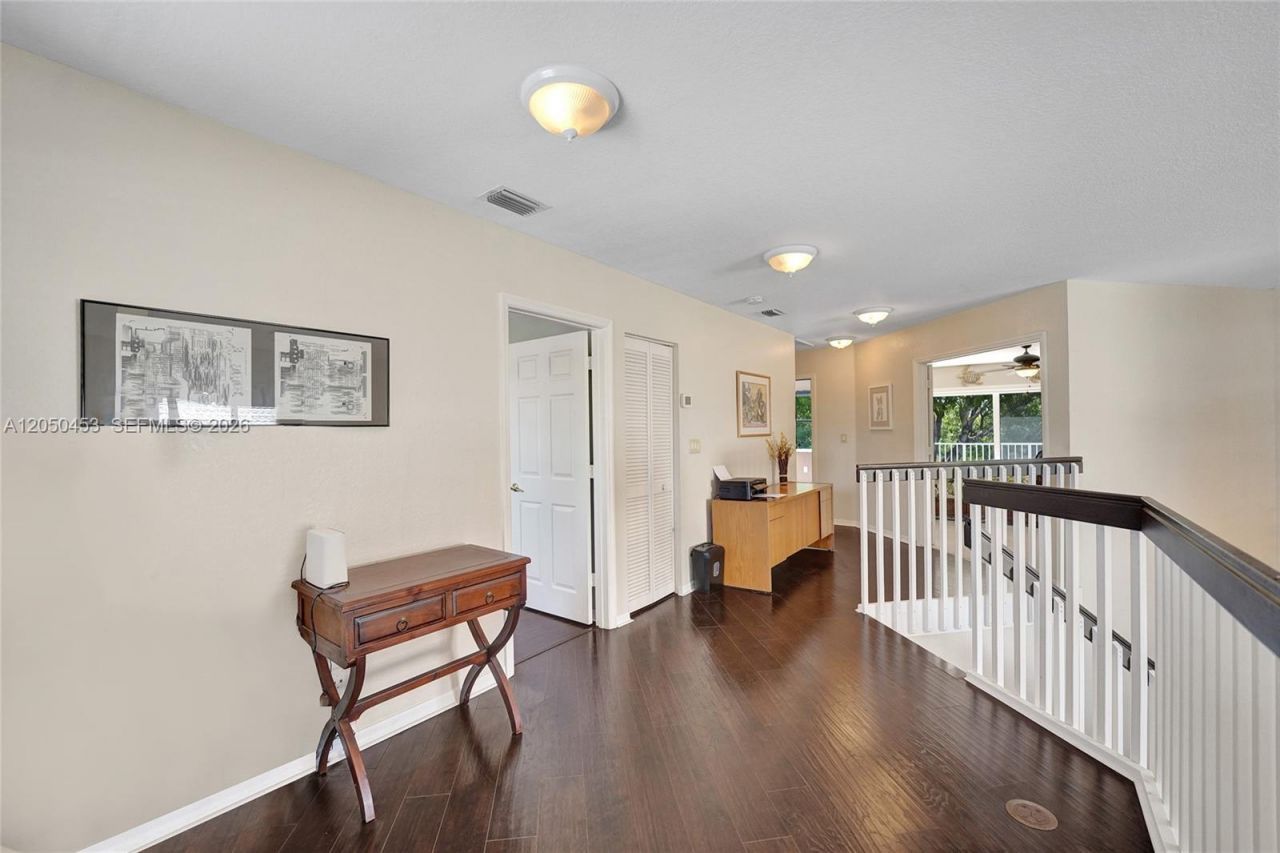 1267 NW 167th Ave , Pembroke Pines, FL 33028 Photo