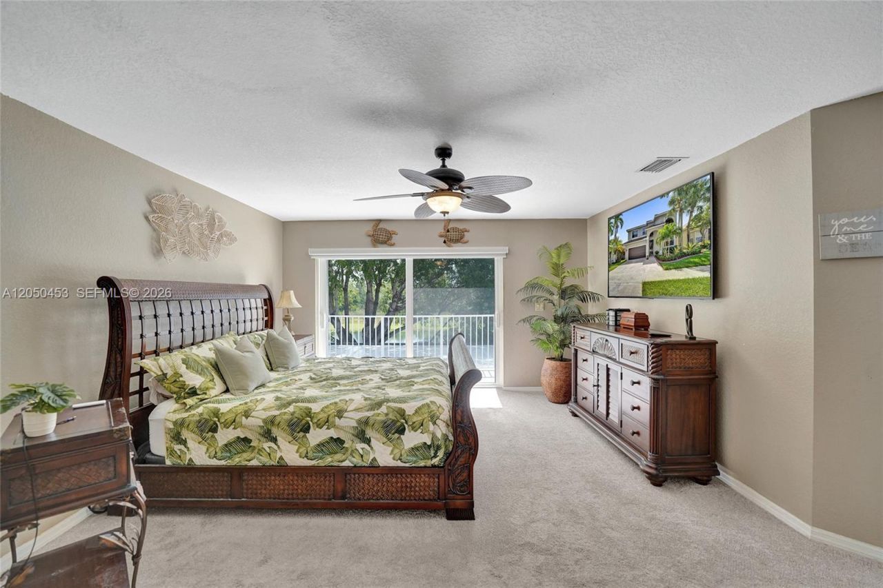 1267 NW 167th Ave , Pembroke Pines, FL 33028 Photo