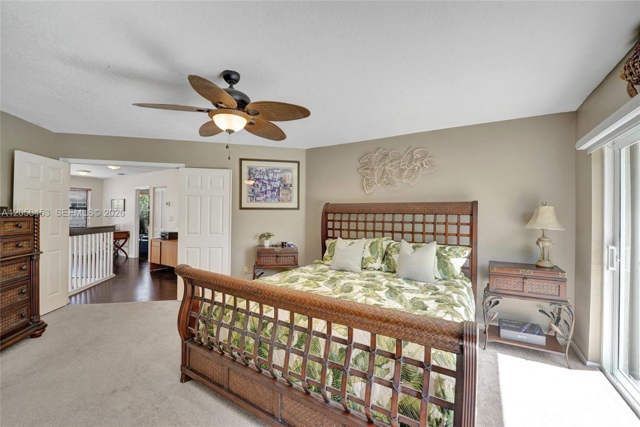 1267 NW 167th Ave , Pembroke Pines, FL 33028 Photo