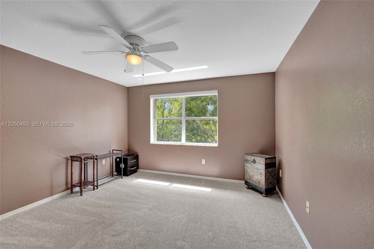1267 NW 167th Ave , Pembroke Pines, FL 33028 Photo
