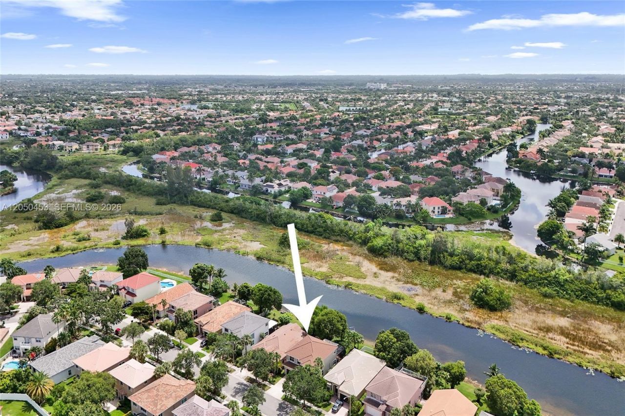 1267 NW 167th Ave , Pembroke Pines, FL 33028 Photo