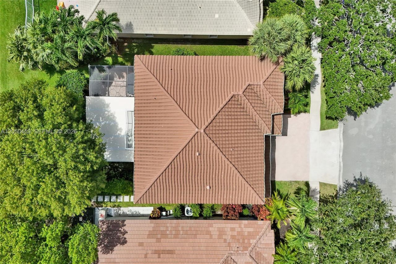 1267 NW 167th Ave , Pembroke Pines, FL 33028 Photo