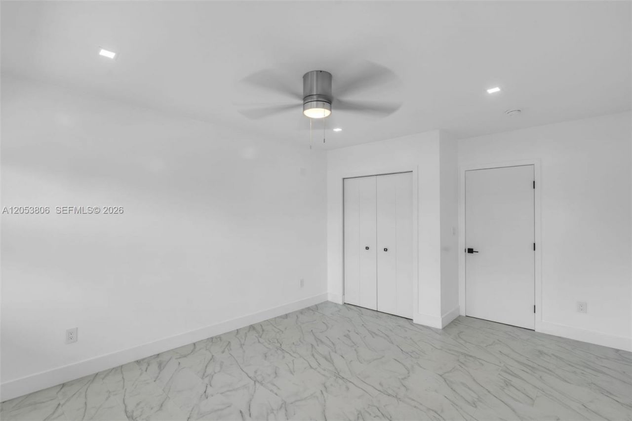 2225 NE 123rd St , Unit 102, North Miami, FL 33181 Photo