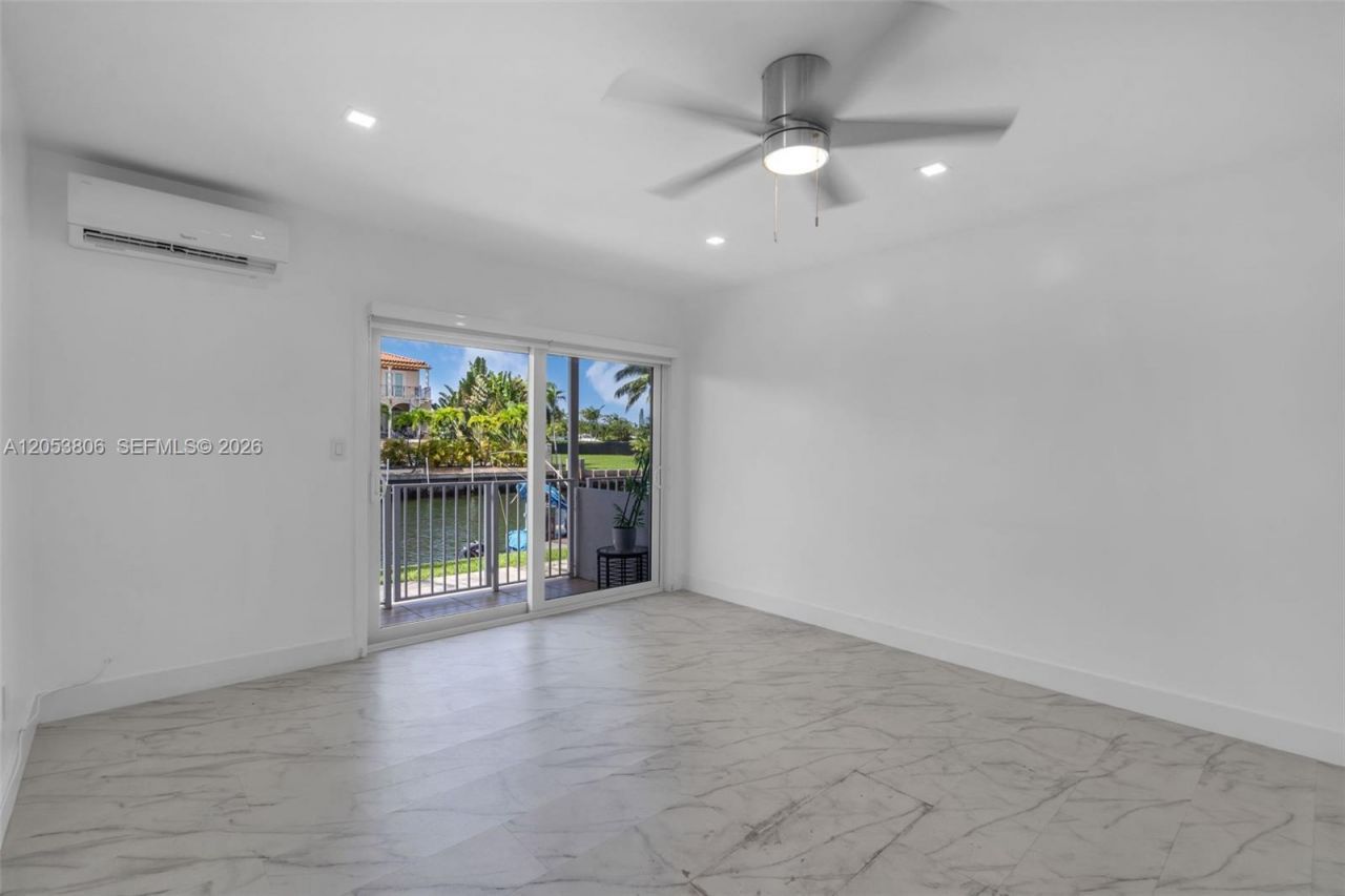 2225 NE 123rd St , Unit 102, North Miami, FL 33181 Photo