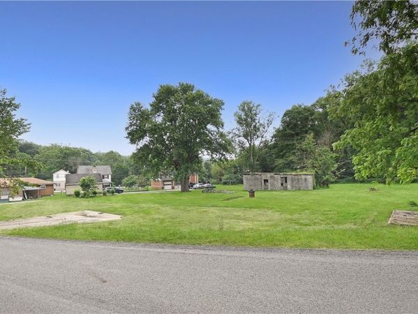 540 Coleman Rd , Mc Donald, PA 15057