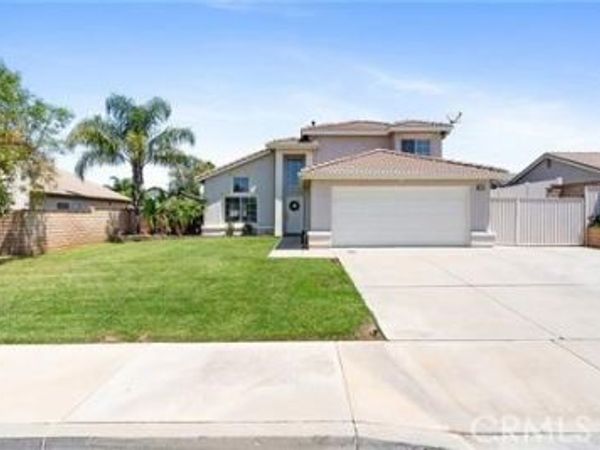422 Tartan Way, Beaumont, CA 92223