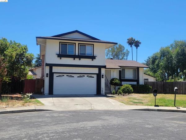 2210 Sierra Court, Concord, CA 94518