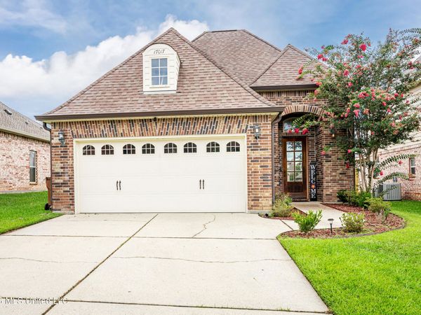 17017 Sago Drive, D'Iberville, MS 39540