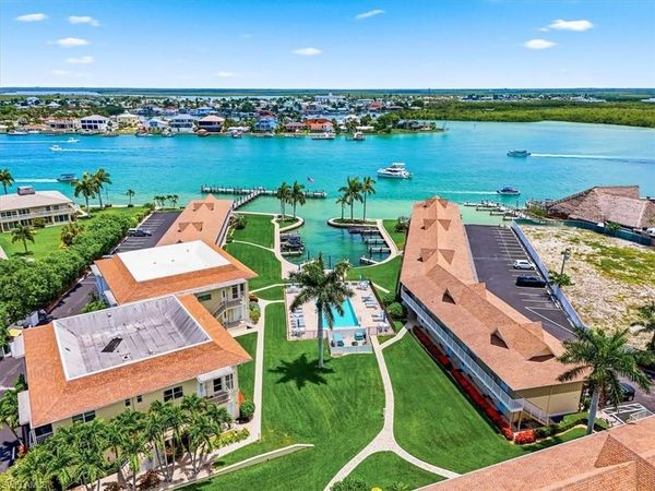 850 Palm ST , Unit F2, MARCO ISLAND, FL 34145