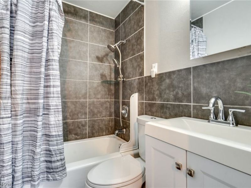1930 18th Street, Cuyahoga Falls, OH 44223 Photo 19