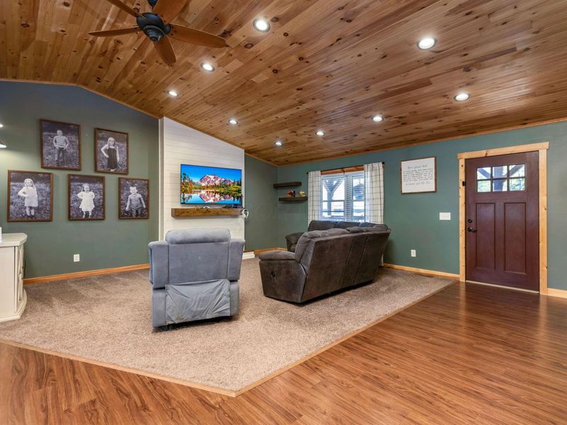 62063 Savage Road, Cambridge, OH 43725 Photo 10