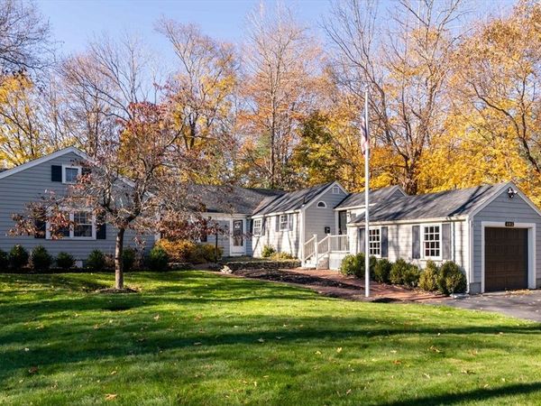 485 Main St, Hingham, MA 02043
