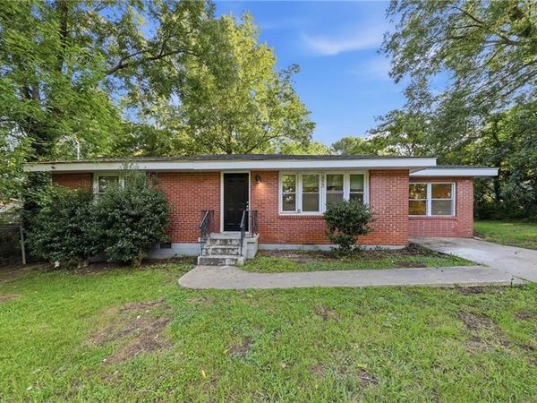 1112 Valley View Road SE, Atlanta, GA 30315