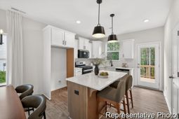 1009 Toland Drive photo 4
