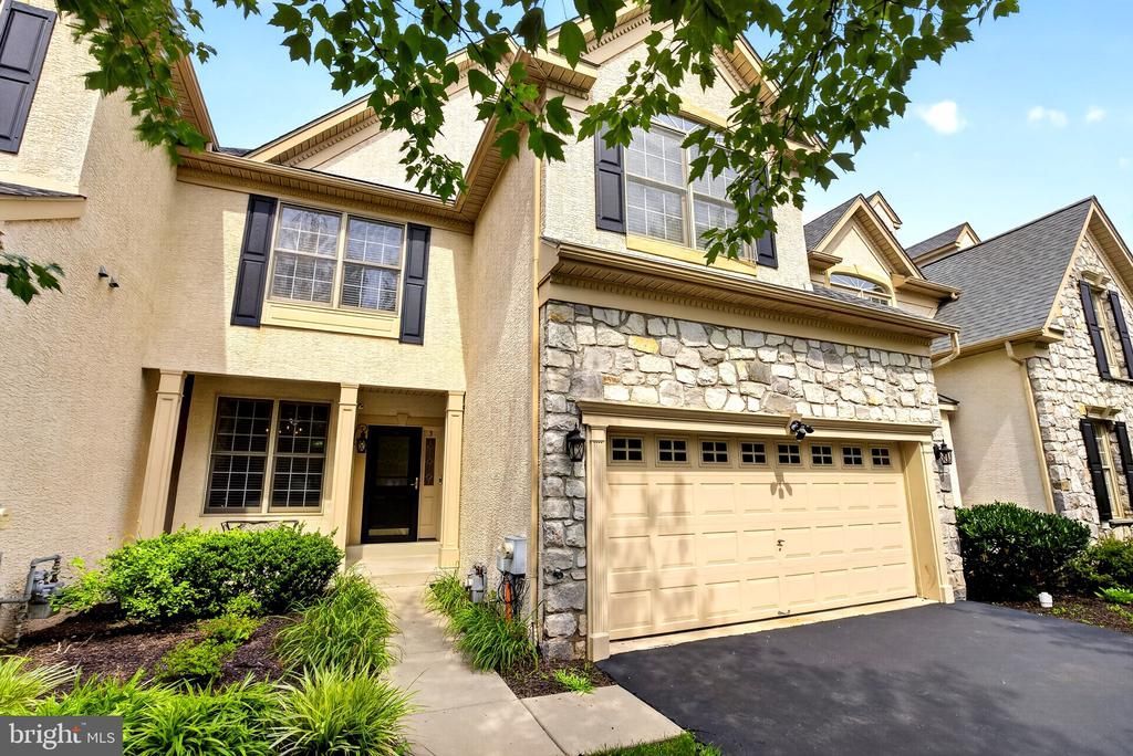 3 PENN CROSSING DRIVE, EAST NORRITON, PA 19401