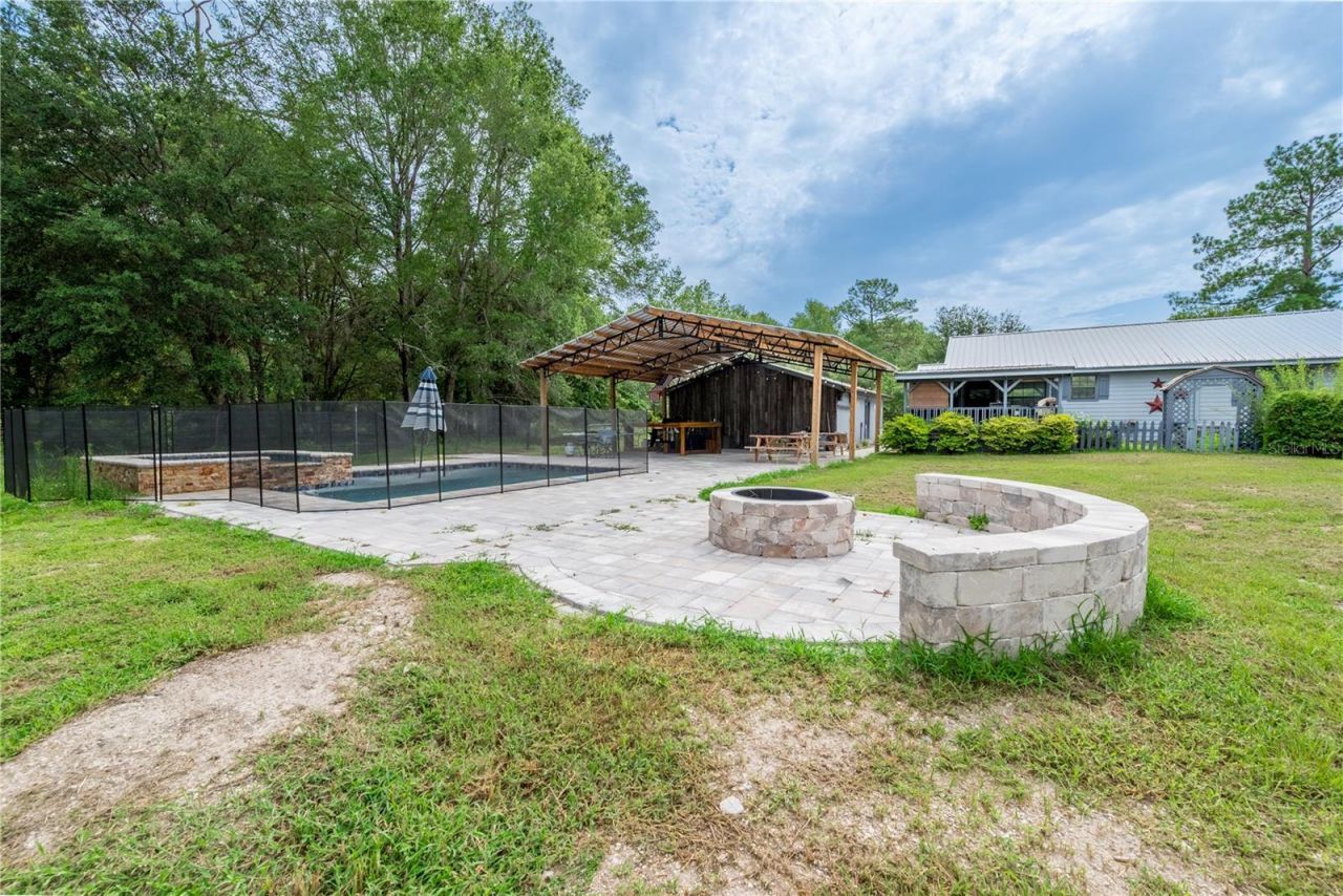 5127 SW County Road 18a , Lake Butler, FL 32054 Photo
