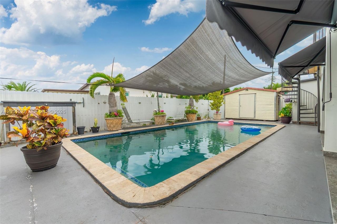 6320 E 4th Ave , Hialeah, FL 33013 Photo