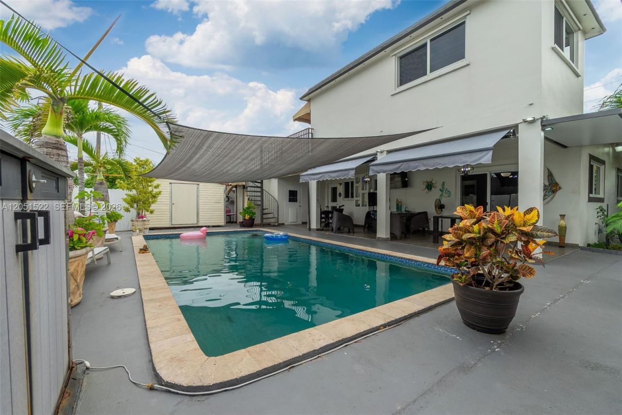 6320 E 4th Ave , Hialeah, FL 33013 Photo