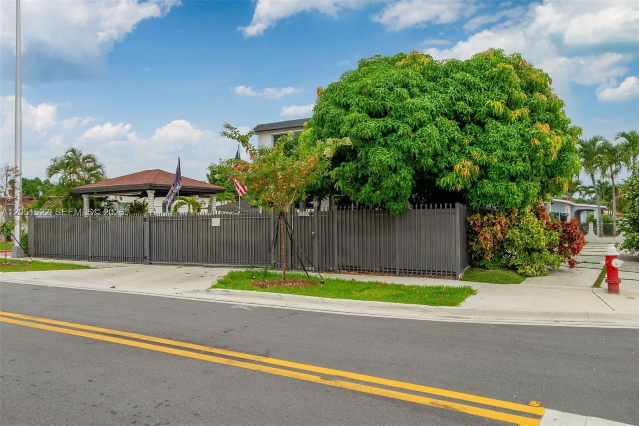 6320 E 4th Ave , Hialeah, FL 33013 Photo