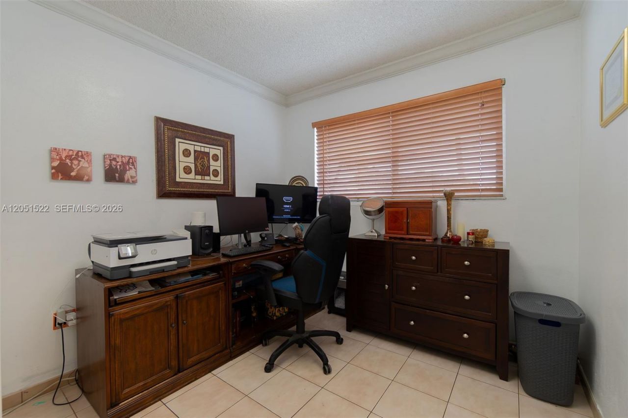 6320 E 4th Ave , Hialeah, FL 33013 Photo
