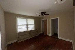 249 Richards Street  photo 4