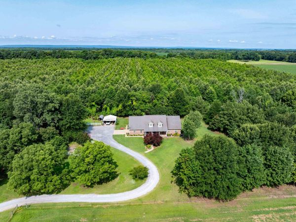 789 Jackson 1240, Newport, AR 72112