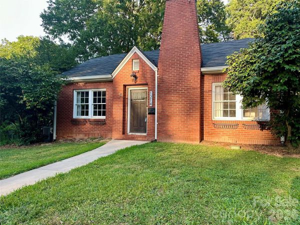 1214 S York Street , Gastonia, NC 28052