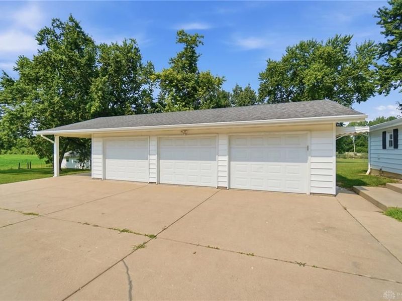 4461 New Carlisle Pike, Springfield Township, OH 45504 Photo 13