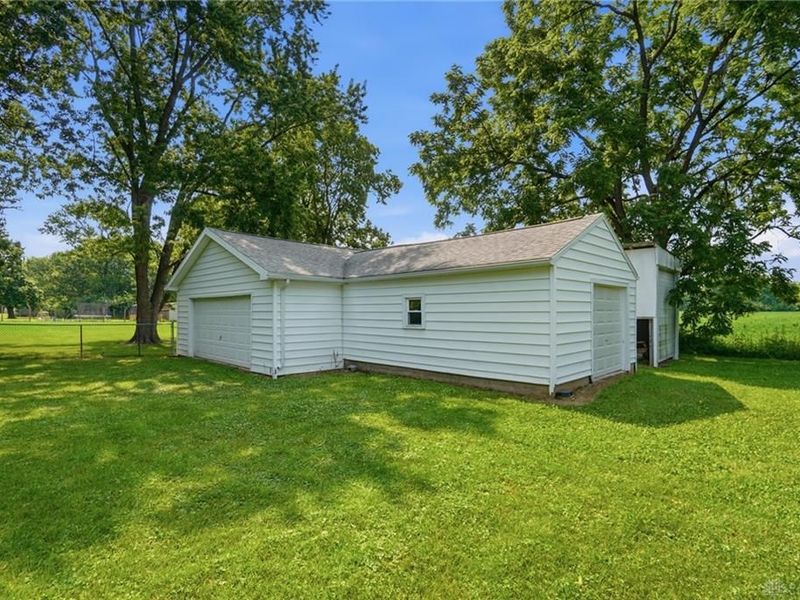 4461 New Carlisle Pike, Springfield Township, OH 45504 Photo 15