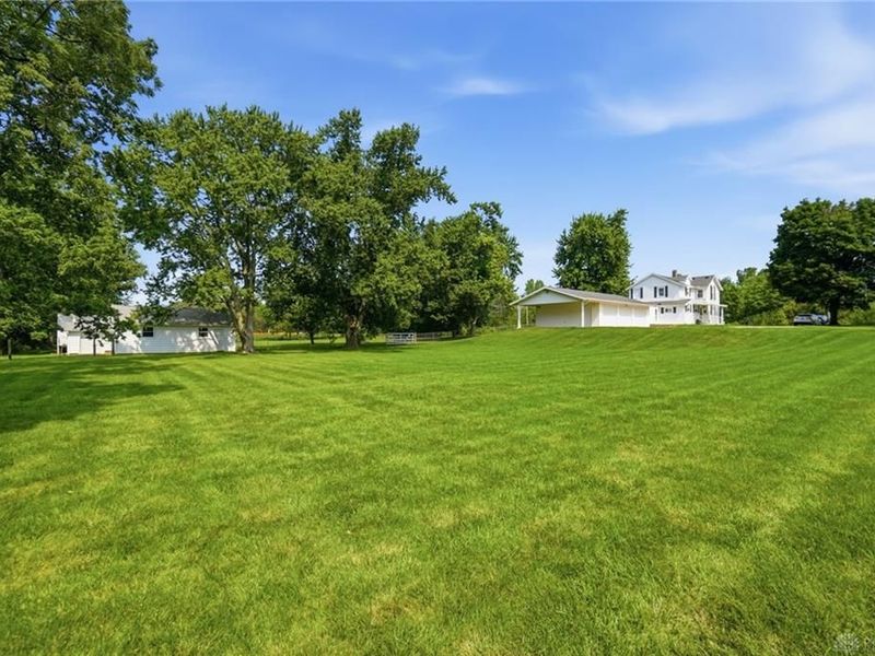4461 New Carlisle Pike, Springfield Township, OH 45504 Photo 16