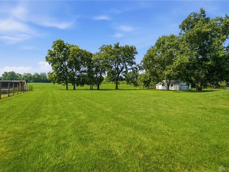 4461 New Carlisle Pike, Springfield Township, OH 45504 Photo 17