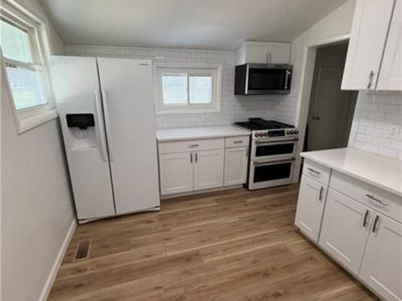 4461 New Carlisle Pike, Springfield Township, OH 45504 Photo 9