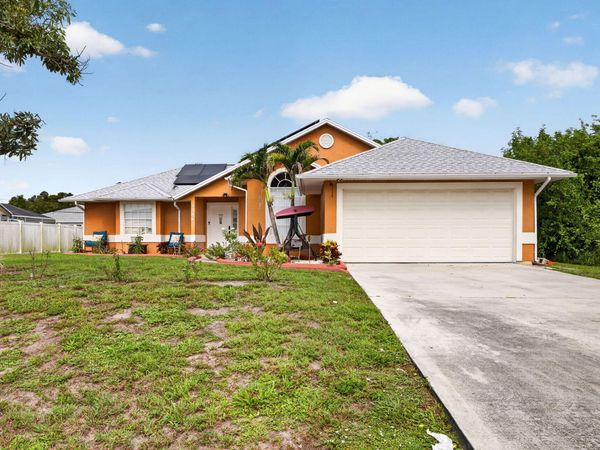 3586 SW PUMPKIN Street, Port St. Lucie, FL 34953